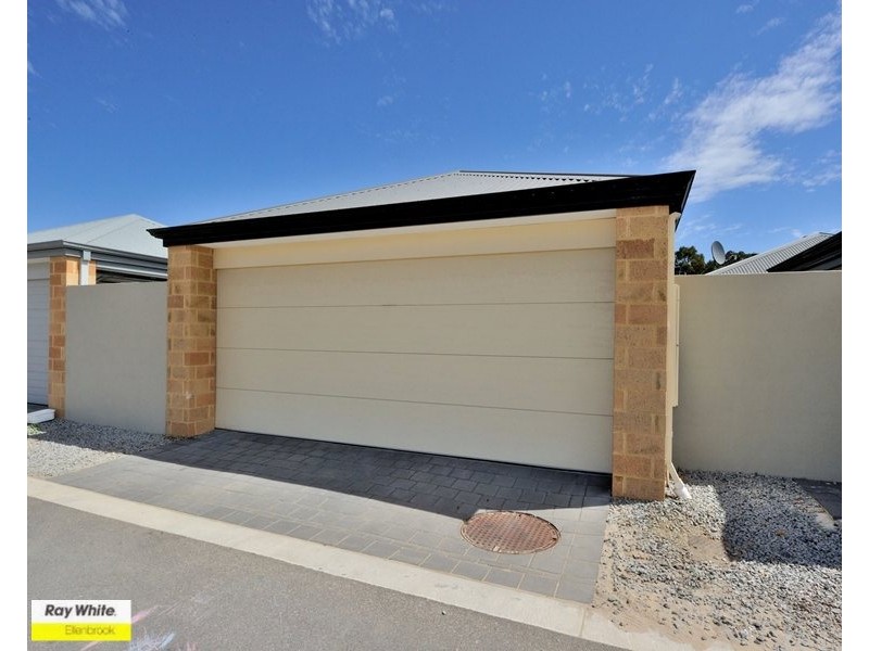27 Stanbury Crescent, Ellenbrook WA 6069