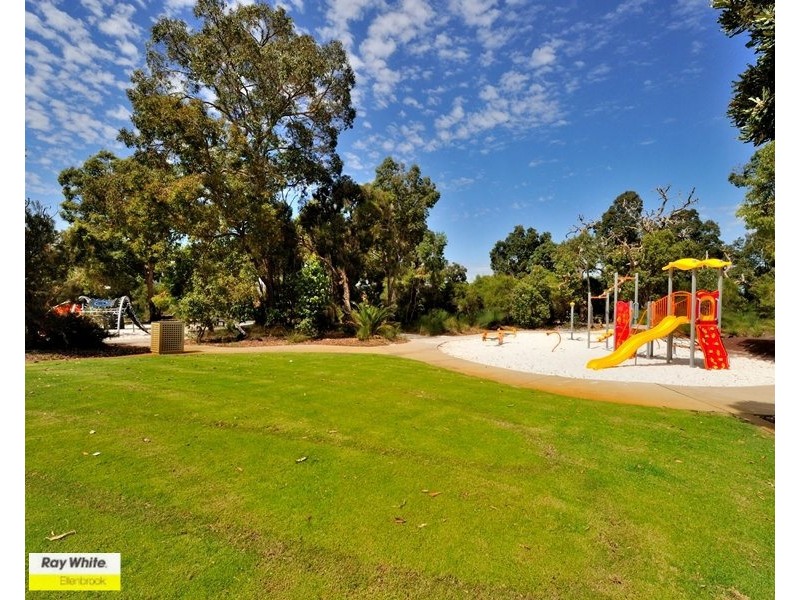 27 Stanbury Crescent, Ellenbrook WA 6069