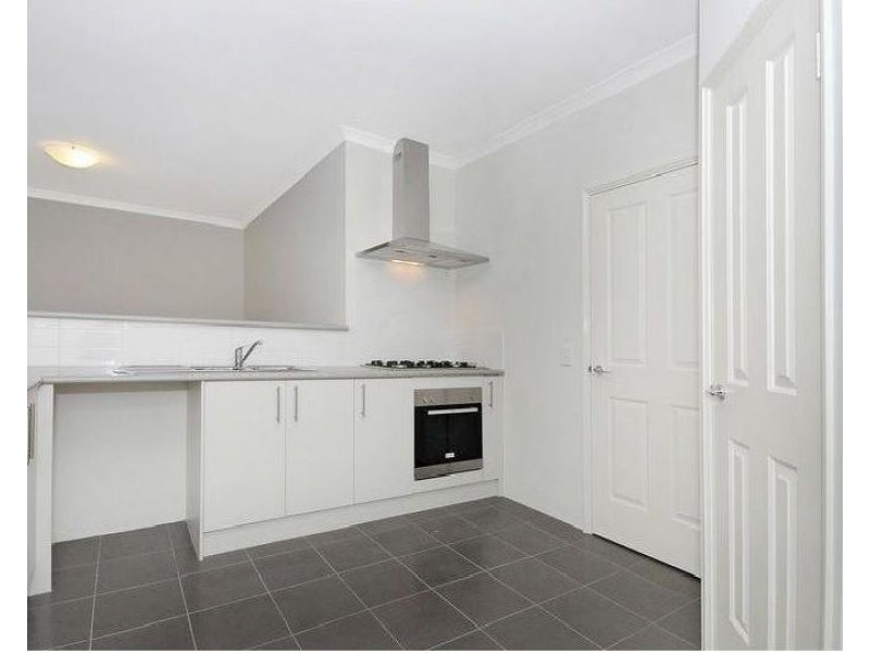 2 Atoll End, Aveley WA 6069