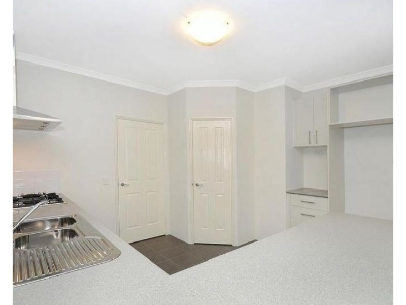 2 Atoll End, Aveley WA 6069