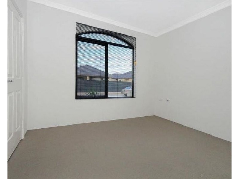 2 Atoll End, Aveley WA 6069