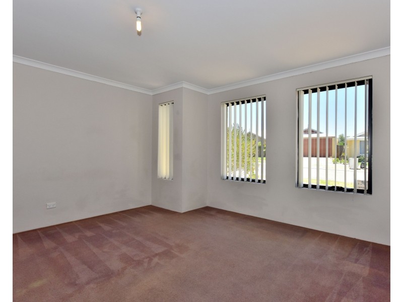 10 Fleetwood Link, Ellenbrook WA 6069