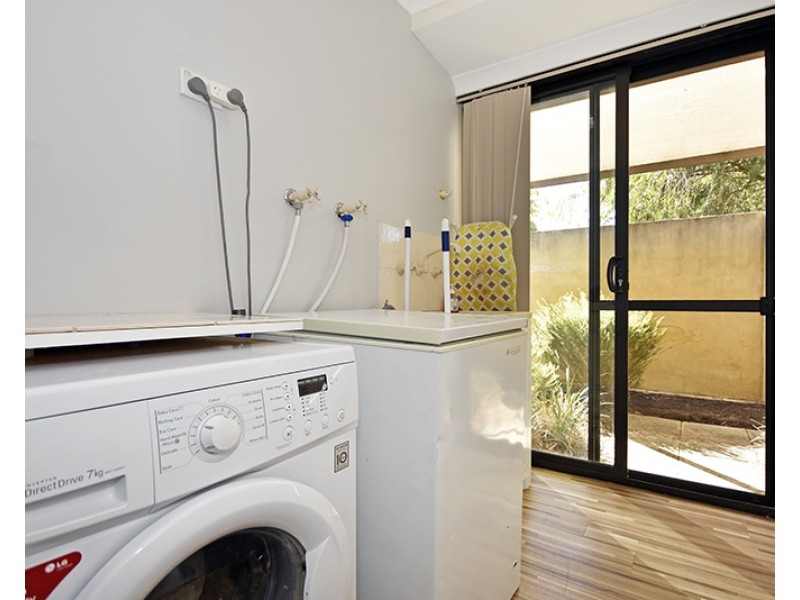 16 Westgrove Drive, Ellenbrook WA 6069