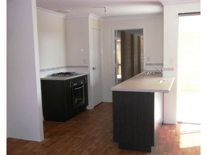 19 Cochrane Loop, Aveley WA 6069