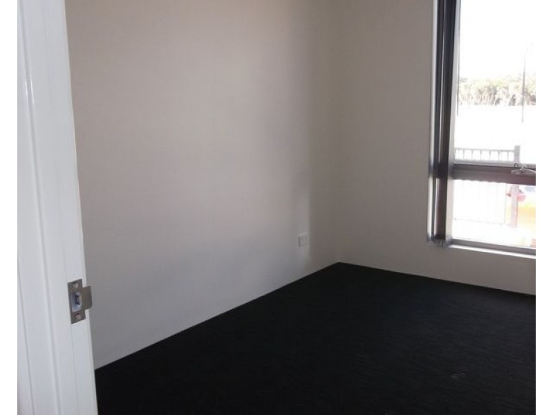 19 Cochrane Loop, Aveley WA 6069