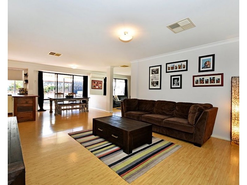 26 Thetis Terrace, Ellenbrook WA 6069