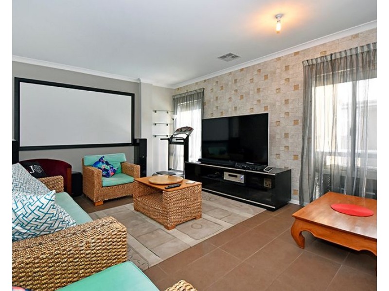 26 Ackworth Grange, The Vines WA 6069
