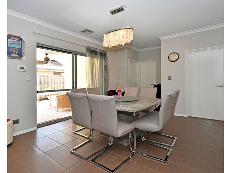 26 Ackworth Grange, The Vines WA 6069