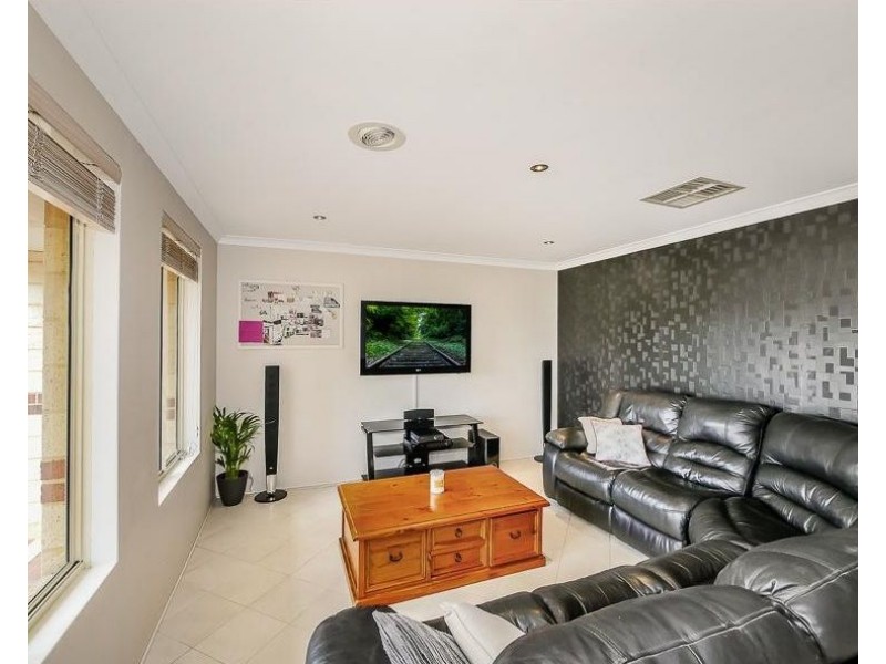 9 Messara Avenue, Henley Brook WA 6055