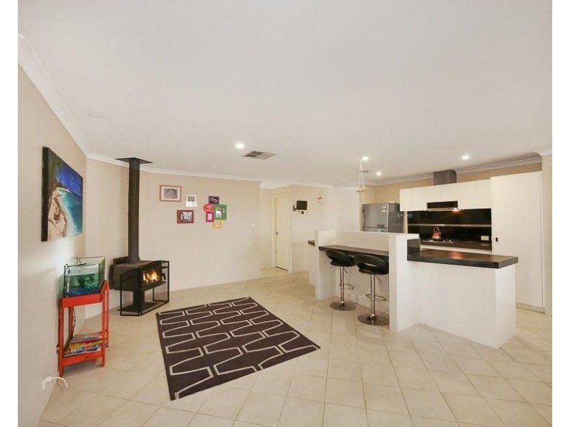 9 Messara Avenue, Henley Brook WA 6055