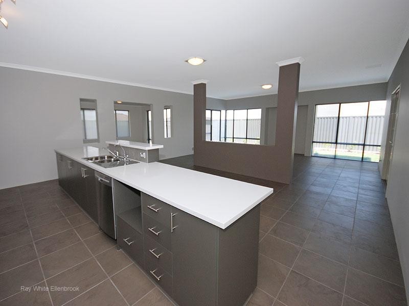 30 Artemis Elbow, Aveley WA 6069