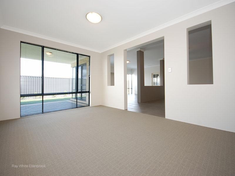 30 Artemis Elbow, Aveley WA 6069