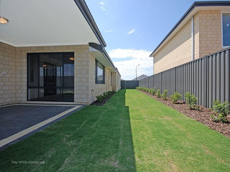 30 Artemis Elbow, Aveley WA 6069