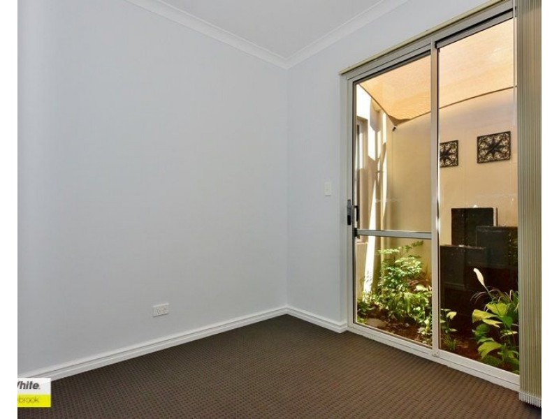 30 Mickle Alley, Ellenbrook WA 6069