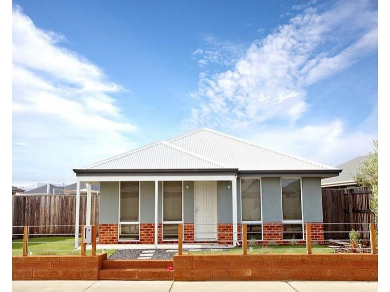 14 Greenslade Crescent, Ellenbrook WA 6069