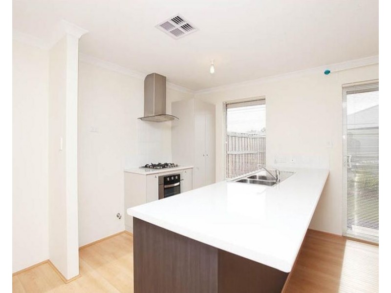 14 Greenslade Crescent, Ellenbrook WA 6069