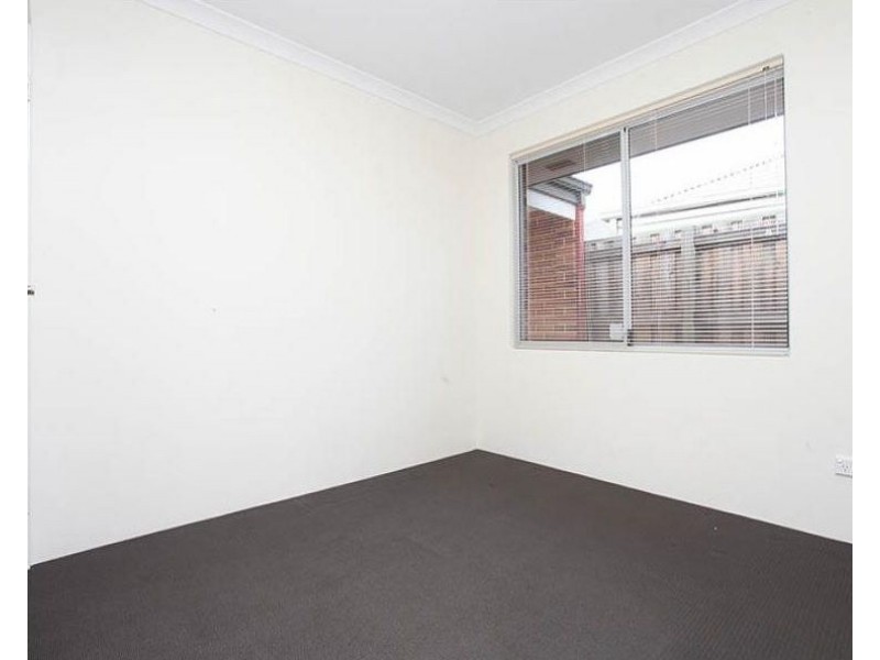 14 Greenslade Crescent, Ellenbrook WA 6069