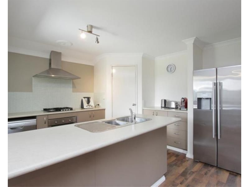 14 MARDEN Grange, Aveley WA 6069