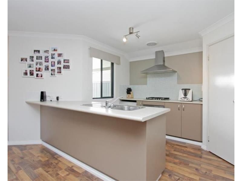 14 MARDEN Grange, Aveley WA 6069