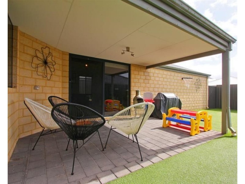 14 MARDEN Grange, Aveley WA 6069