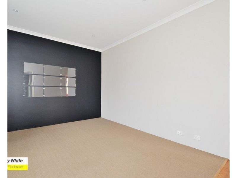 32 Weyba Turn, Ellenbrook WA 6069
