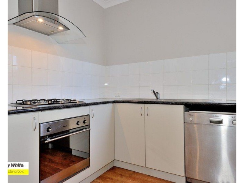 32 Weyba Turn, Ellenbrook WA 6069