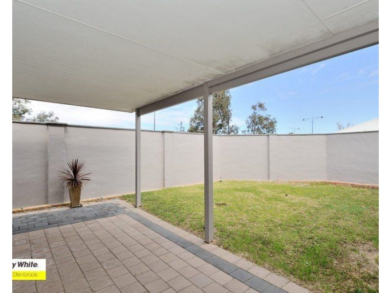 32 Weyba Turn, Ellenbrook WA 6069