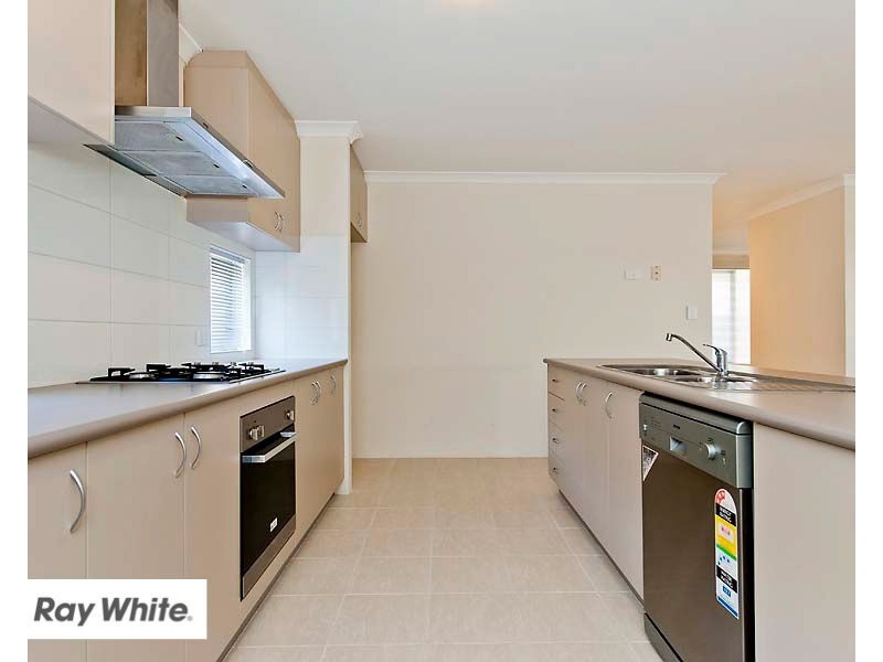 31 Pierre Bend, Ellenbrook WA 6069