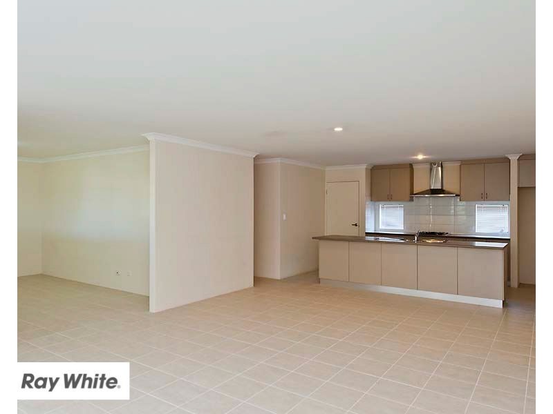 31 Pierre Bend, Ellenbrook WA 6069