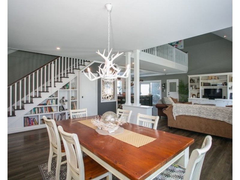 42 Portmarnock Drive, The Vines WA 6069