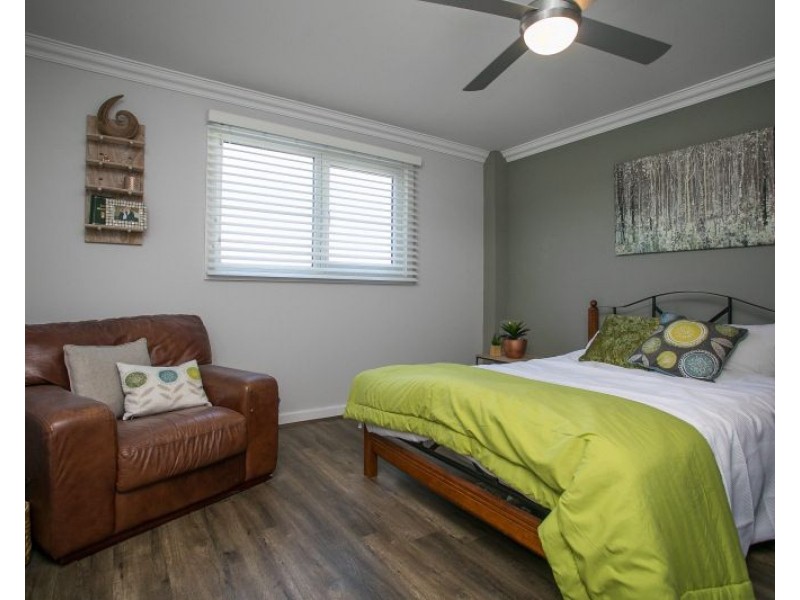 42 Portmarnock Drive, The Vines WA 6069