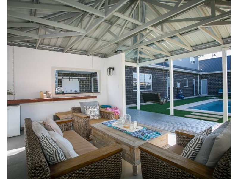 42 Portmarnock Drive, The Vines WA 6069