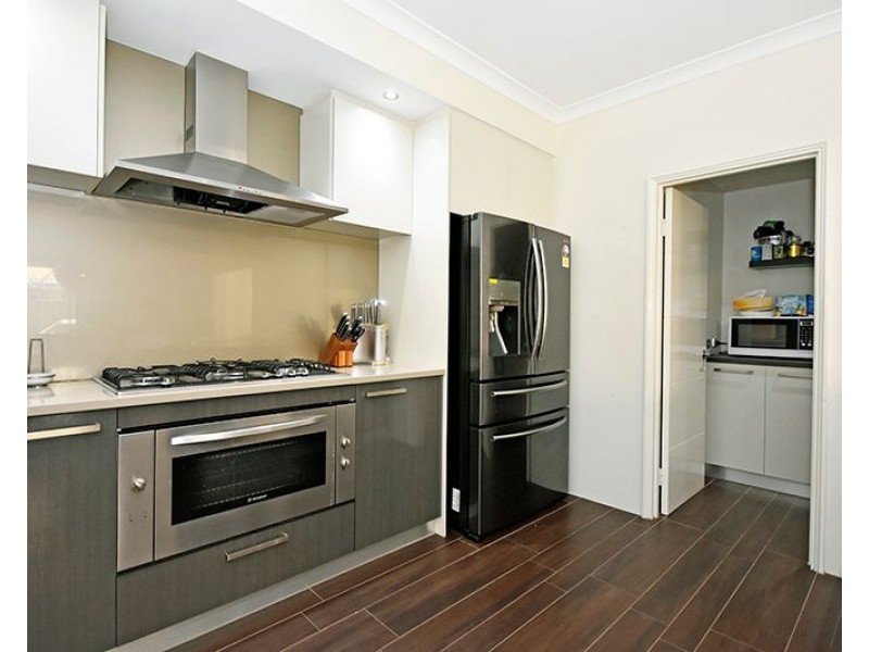 65 Farmaner Parkway, Ellenbrook WA 6069