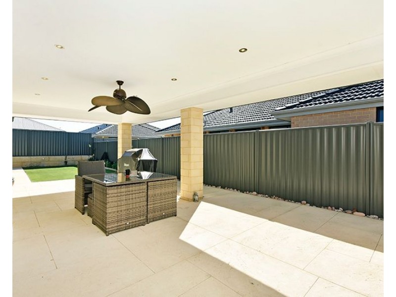 65 Farmaner Parkway, Ellenbrook WA 6069