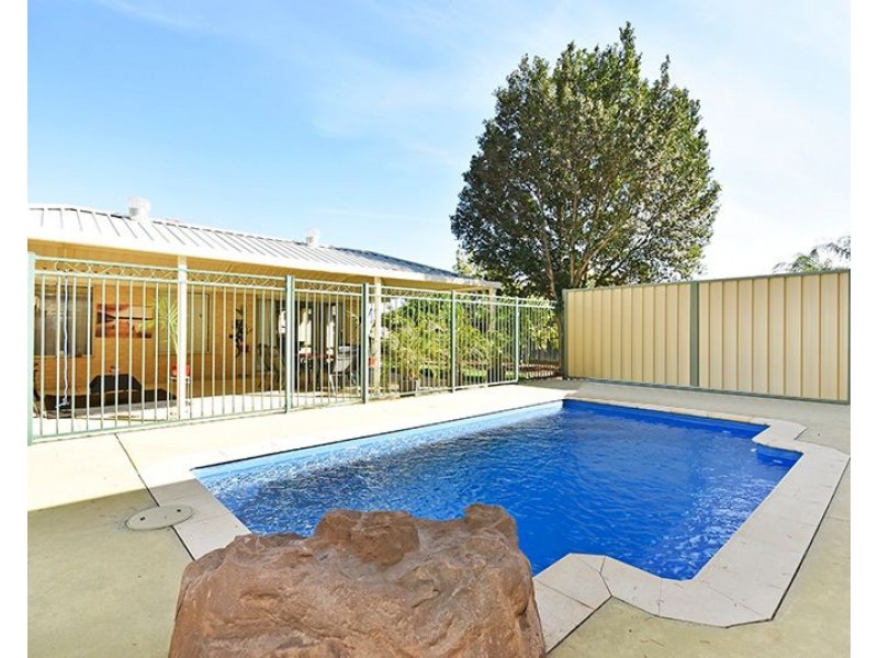 40 Delmage Circle, Ellenbrook WA 6069