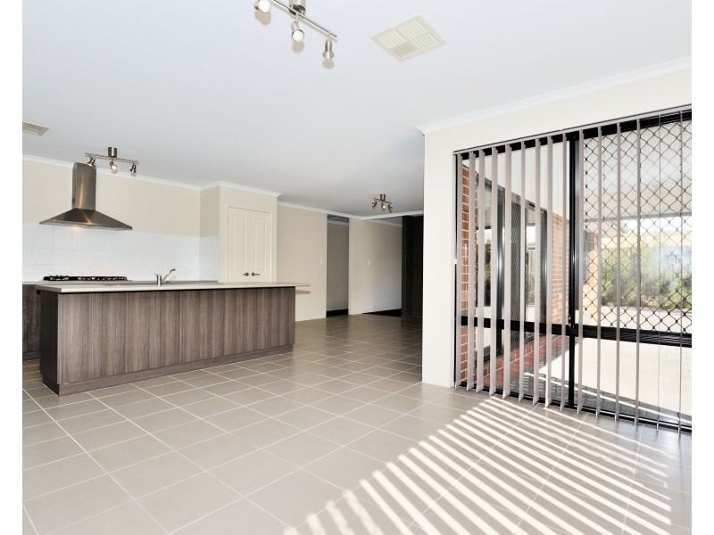 34 Mundego Turn, Ellenbrook WA 6069