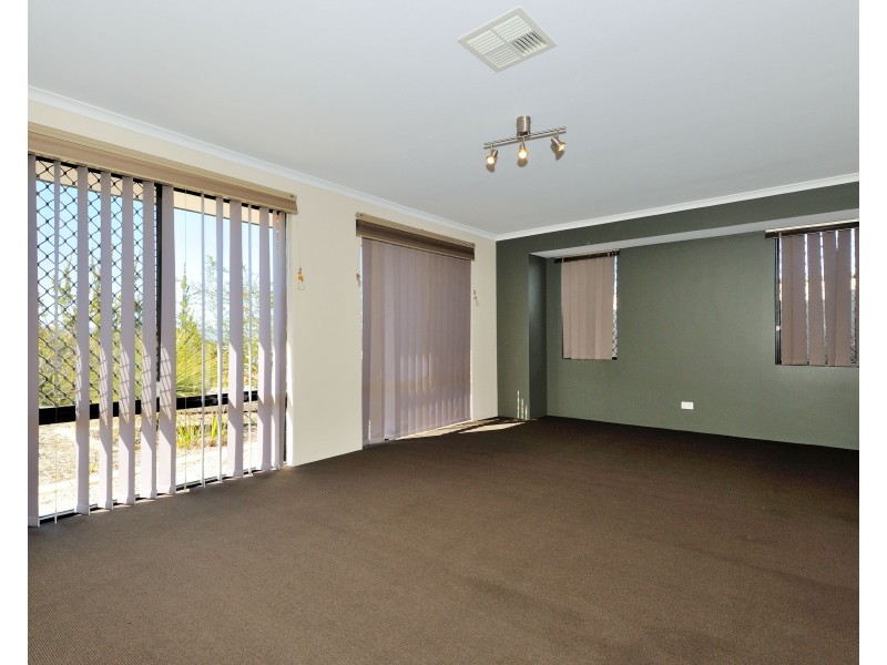 34 Mundego Turn, Ellenbrook WA 6069