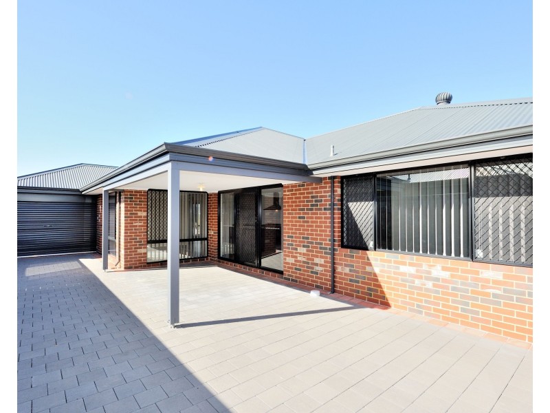 34 Mundego Turn, Ellenbrook WA 6069