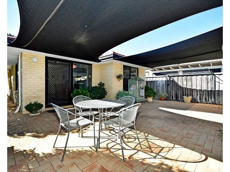 4 Lyon Way, Ellenbrook WA 6069