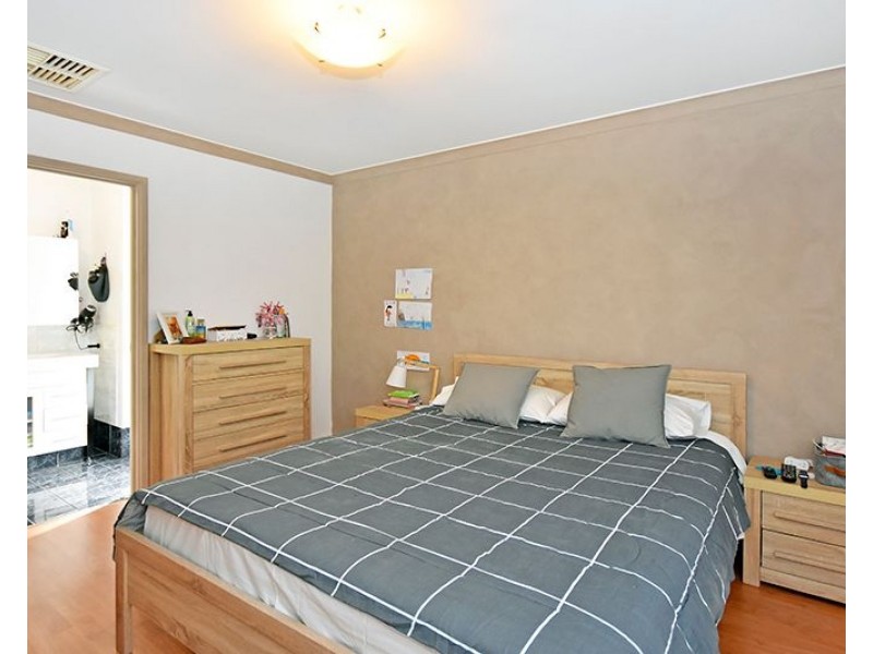 28 Winderie Crescent, Ellenbrook WA 6069