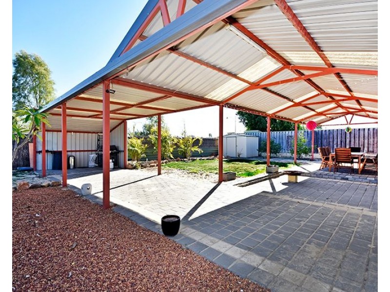 28 Winderie Crescent, Ellenbrook WA 6069