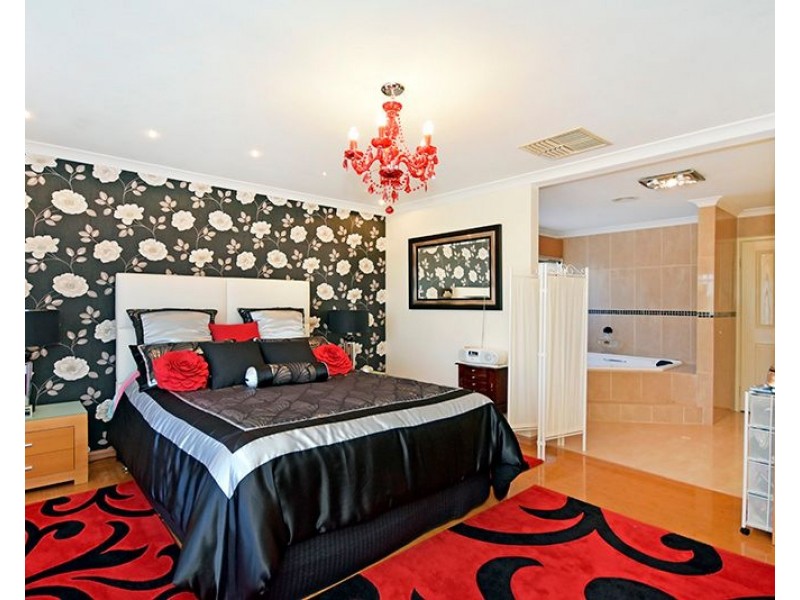 7 Tondoon Bend, Aveley WA 6069