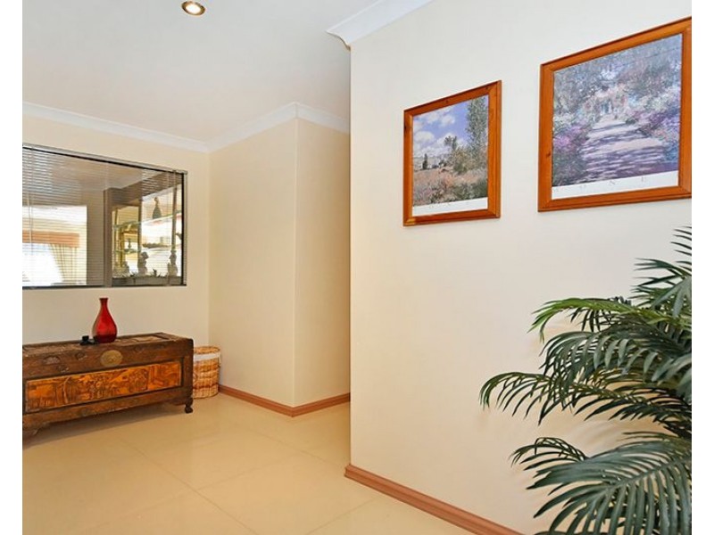 7 Tondoon Bend, Aveley WA 6069