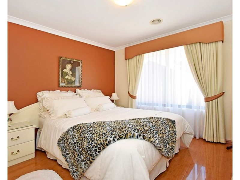 7 Tondoon Bend, Aveley WA 6069