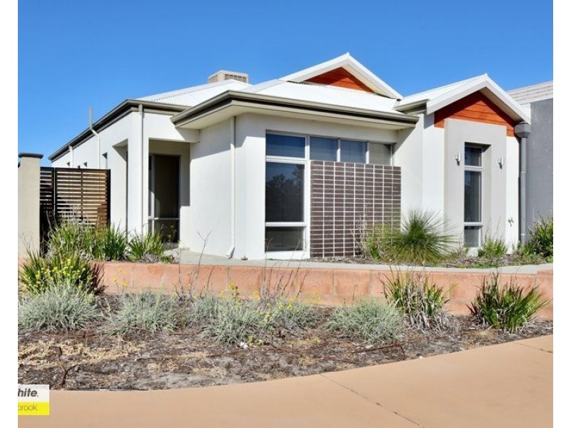 15 Riverland Drive, Ellenbrook WA 6069