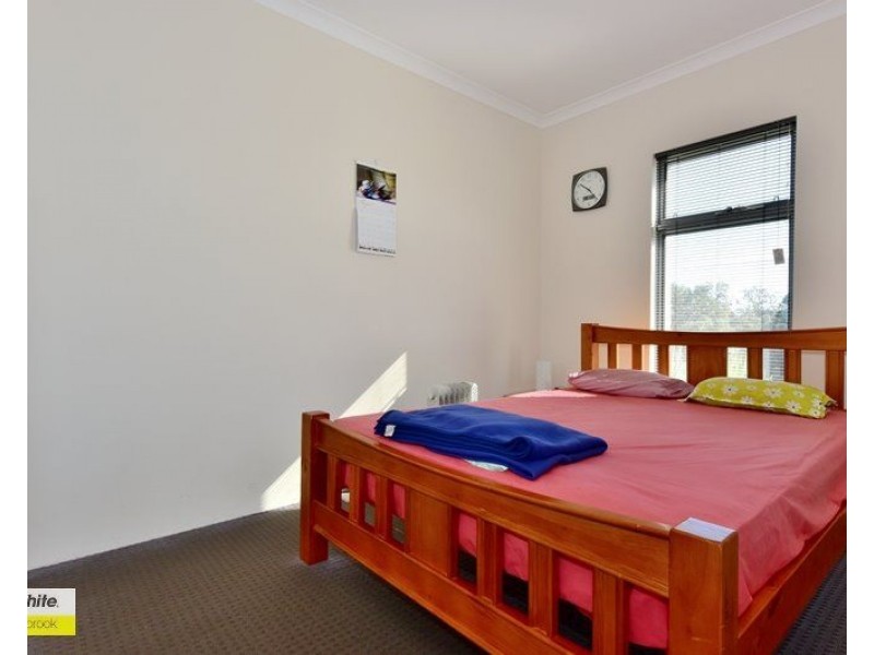 15 Riverland Drive, Ellenbrook WA 6069