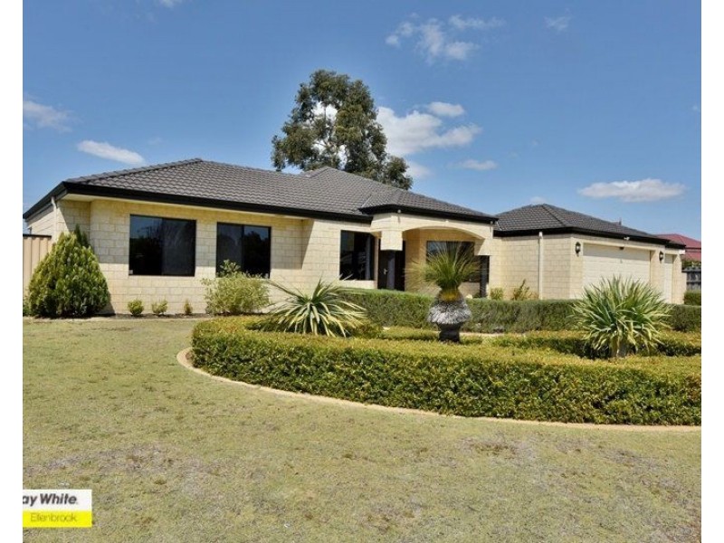3 Horseshoe Circuit, Henley Brook WA 6055
