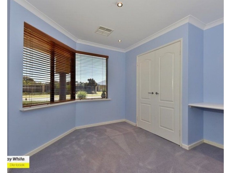 3 Horseshoe Circuit, Henley Brook WA 6055