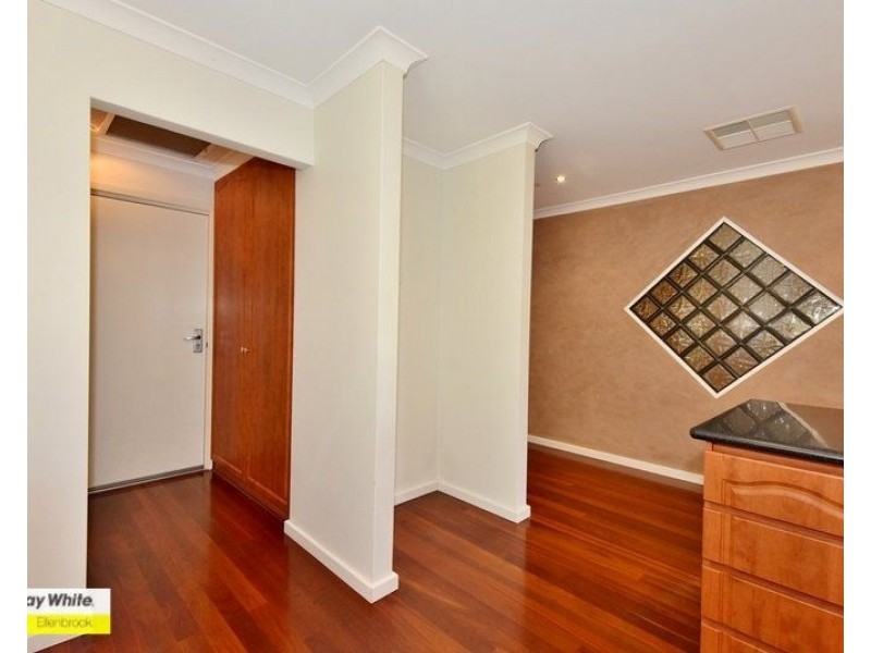 3 Horseshoe Circuit, Henley Brook WA 6055