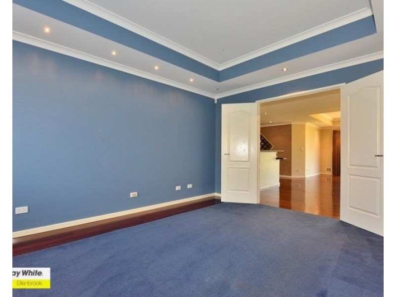 3 Horseshoe Circuit, Henley Brook WA 6055